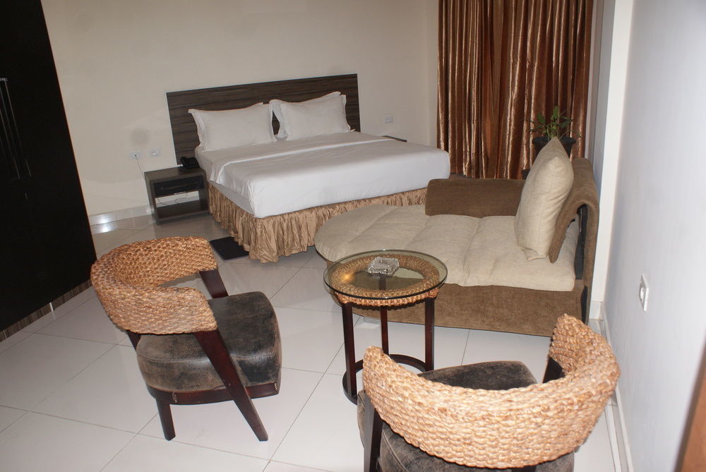 Hotel Belle Vie Kinshasa Exterior photo