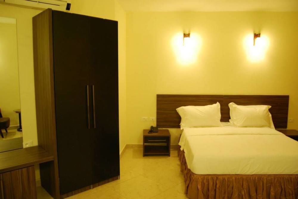 Hotel Belle Vie Kinshasa Exterior photo